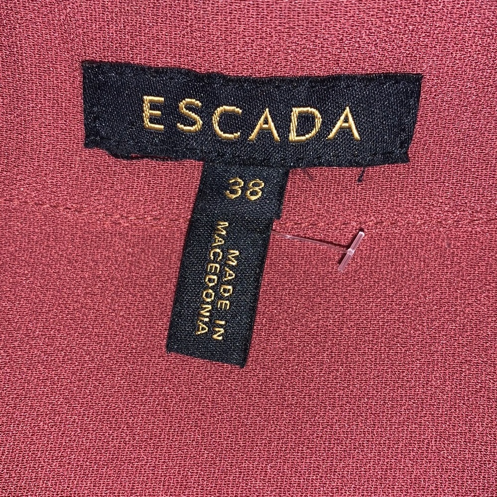 ESCADA set - Picture 3 of 11